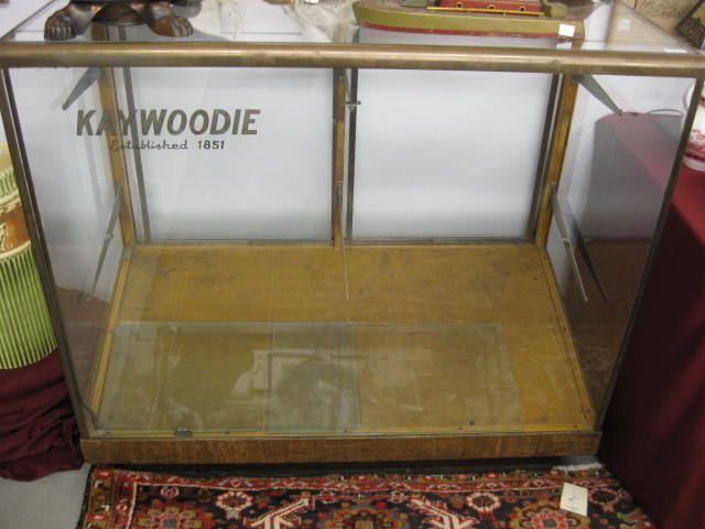 Glass Display Case Kaydie pipe 14e272