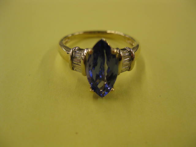 Tanzanite Diamond Ring 1 83 marquise 14e275