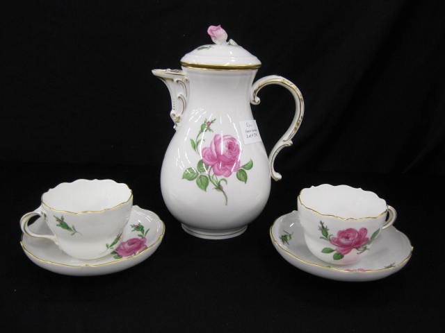 Meissen Porcelain Coffeepot with 14e4a2
