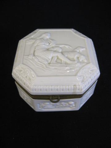 Victorian Porcelain Dresser Boxwith 14e63c
