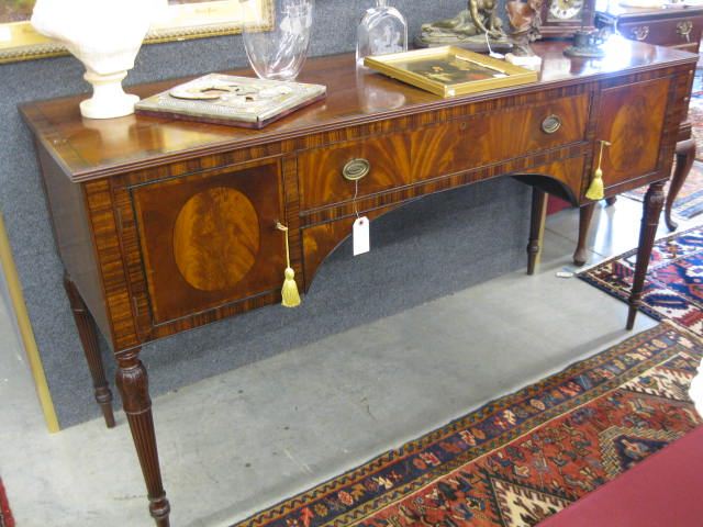 Fine Mahogany Sideboard banded 14e6c4