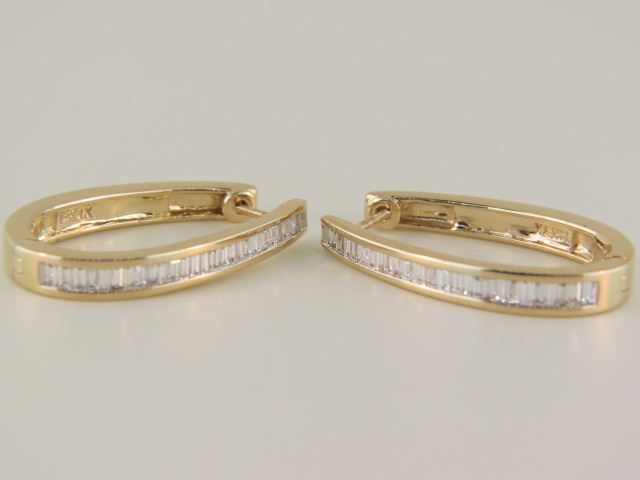 Diamond Earrings 52 baguette diamonds 14c099