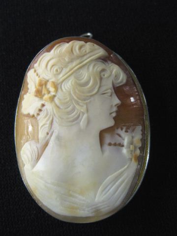 Cameo Brooch or Pendant carved shellportrait