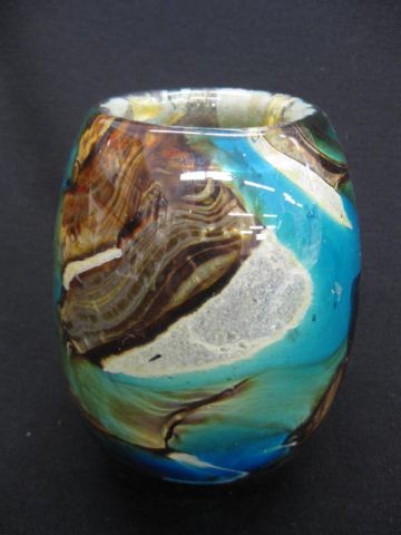 Art Glass Vase mottled blue green 14c671