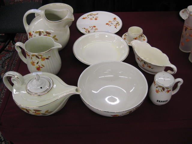 11 Hall ''Jewel T'' Serving items;pitchers