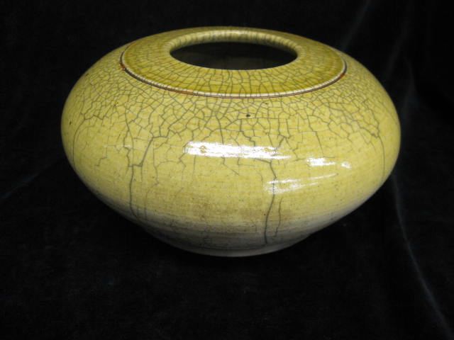 Indian Pottery Vase yellow to white 14c8dc
