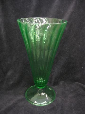 Steuben Art Glass Vase green ribbed 14cbac