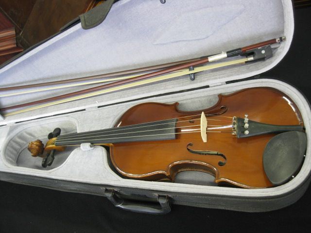 H. Siegler Violin with bow and