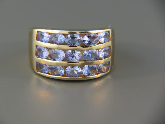 Tanzanite Ring a triple row of 14ced8