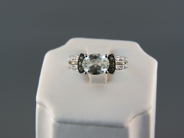 Green Amethyst Diamond Ring beautiful 14cf41