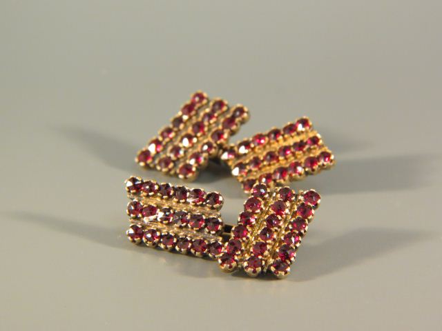 Garnet Cufflinks each with 18 gems 14cf45