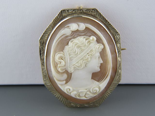 Cameo Brooch deco style carved