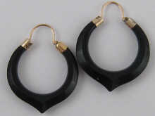 A pair of faceted onyx earrings 14f7fa