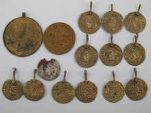 A mixed lot of yellow metal (test silver