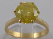 A yellow metal (tests 18 carat