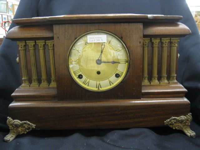 Victorian Mantle Clock wooden case withcolumn