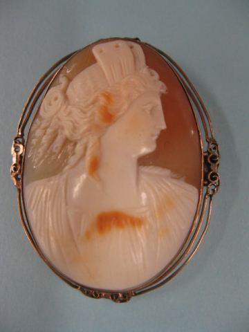 10k Gold Cameo Pin or Pendant carved 14fc84