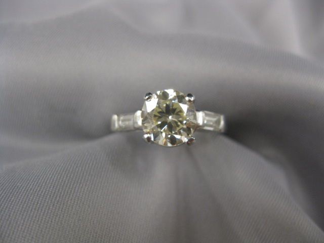 Platinum Diamond Ring 1 70 carat 14fd2f