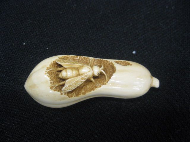 Chinese Carved Ivory Netsuke of 14fd3e