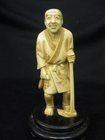 Chinese Carved Ivory Figurine of 14ffe0