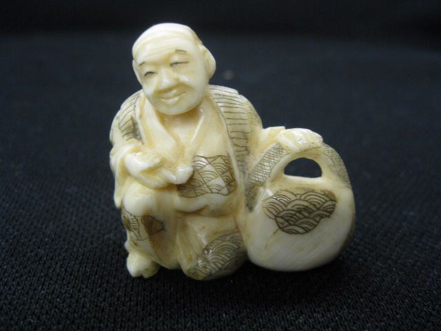 Chinese Carved Ivory Netsuke man 14ffdc