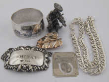 A mixed lot of silver and white