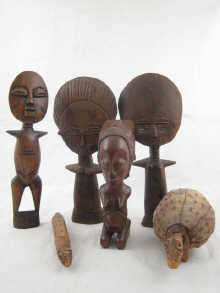 Four carved African figures tallest 1501d3