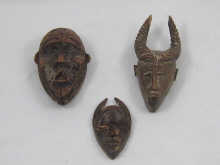 Three African miniature wooden 1502ea