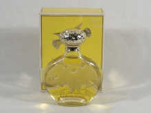 A bottle of Nina Ricci L'Air du