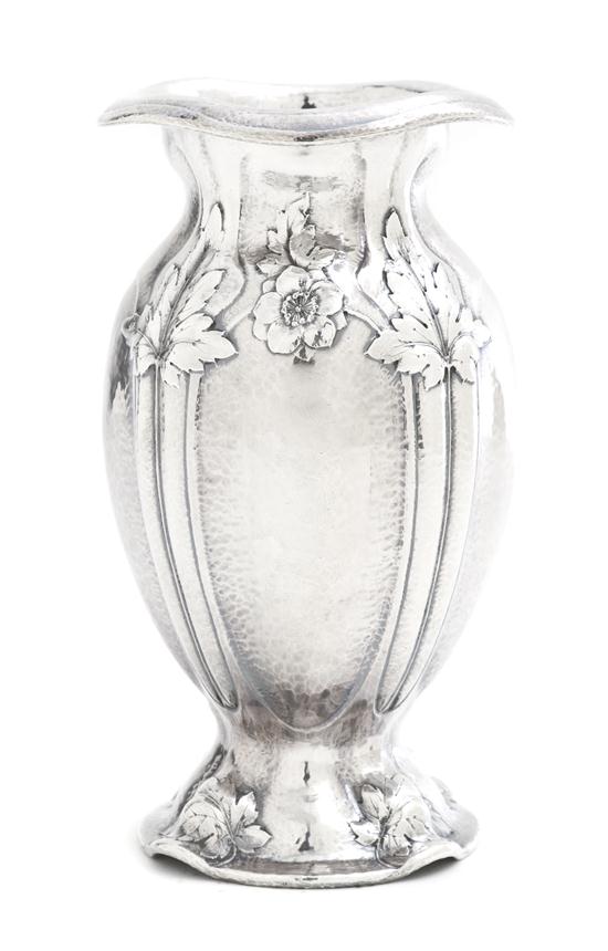 An American Silver Vase Gorham 1505b6