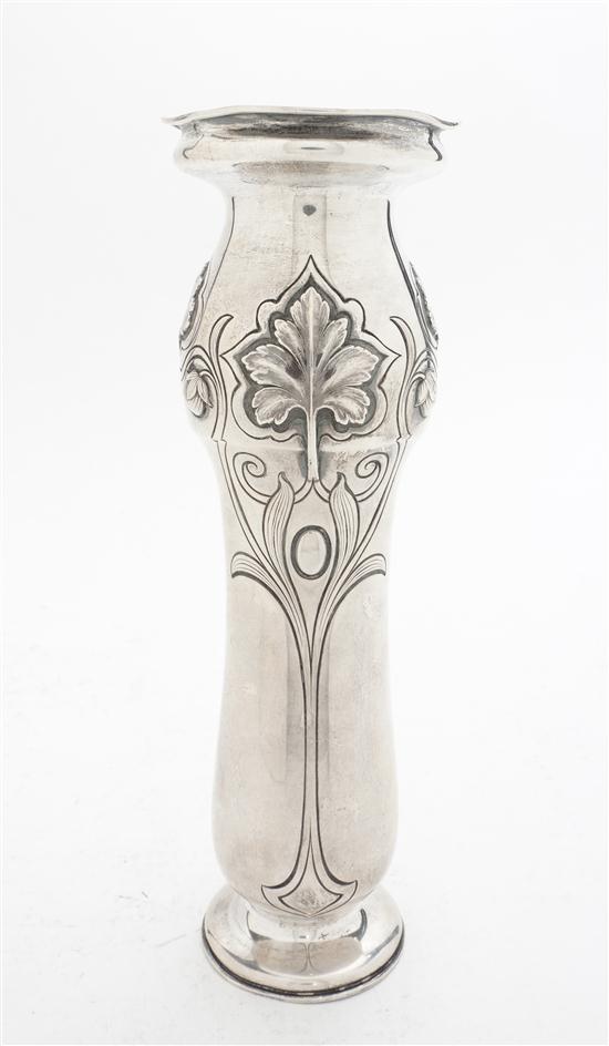 An American Sterling Silver Vase 150639