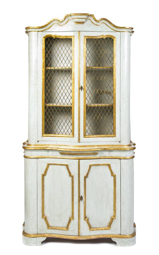 A Continental Painted Pine Hutch 150711