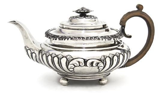 An English Silver Teapot George 150e1a