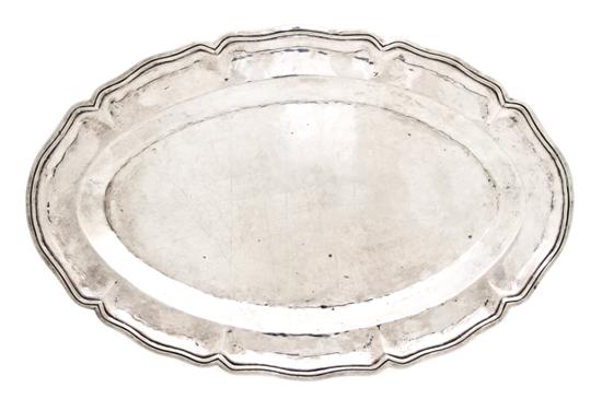  A Peruvian Silver Platter of oval 150e81