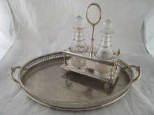 Silver plate A galleried oval 14e823