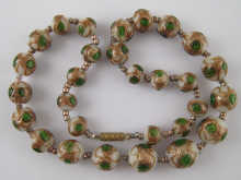 A Venetian glass bead necklace 14e840