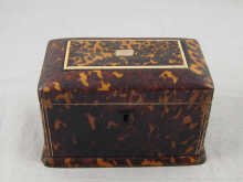 A Tortoiseshell tea caddy with 14eab4