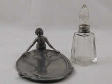 An Art Nouveau pewter tray 25 14eb0f