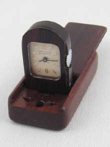 A miniature travelling clock in 14eb62