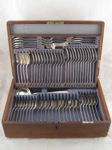 A silver Albany pattern canteen in original