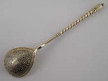 A Russian hallmarked silver spoon 14f0d7