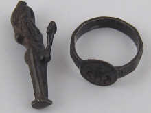 A bronze ring with engraved seal 14f1ed