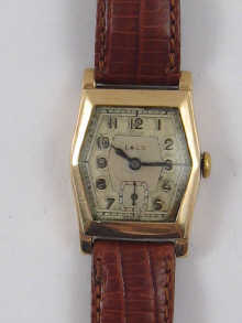 A 9 ct gold gent's wrist watch