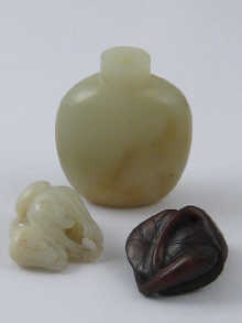 A Chinese jade carving of a longan