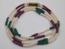 A two row cultured pearl emerald 14f3d5