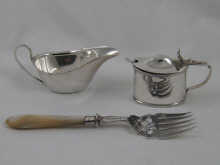 A mixed lot of hallmarked silver 14f597