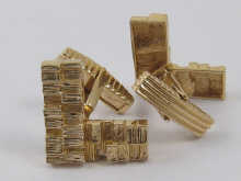 A pair of 14 ct gold cufflinks