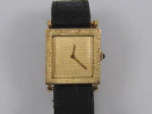 An 18 ct gold Boucheron gents wrist