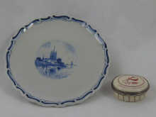 A small delftware plate approx. 11.5