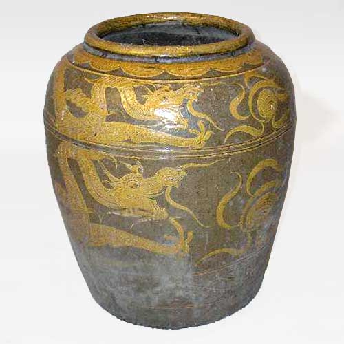 A Large Chinese Yixin Pottery Water
